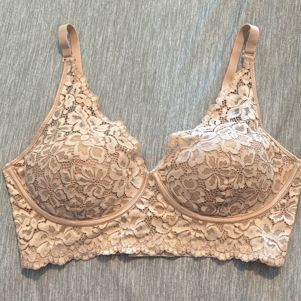 Maidenform Lace Bra in Cream